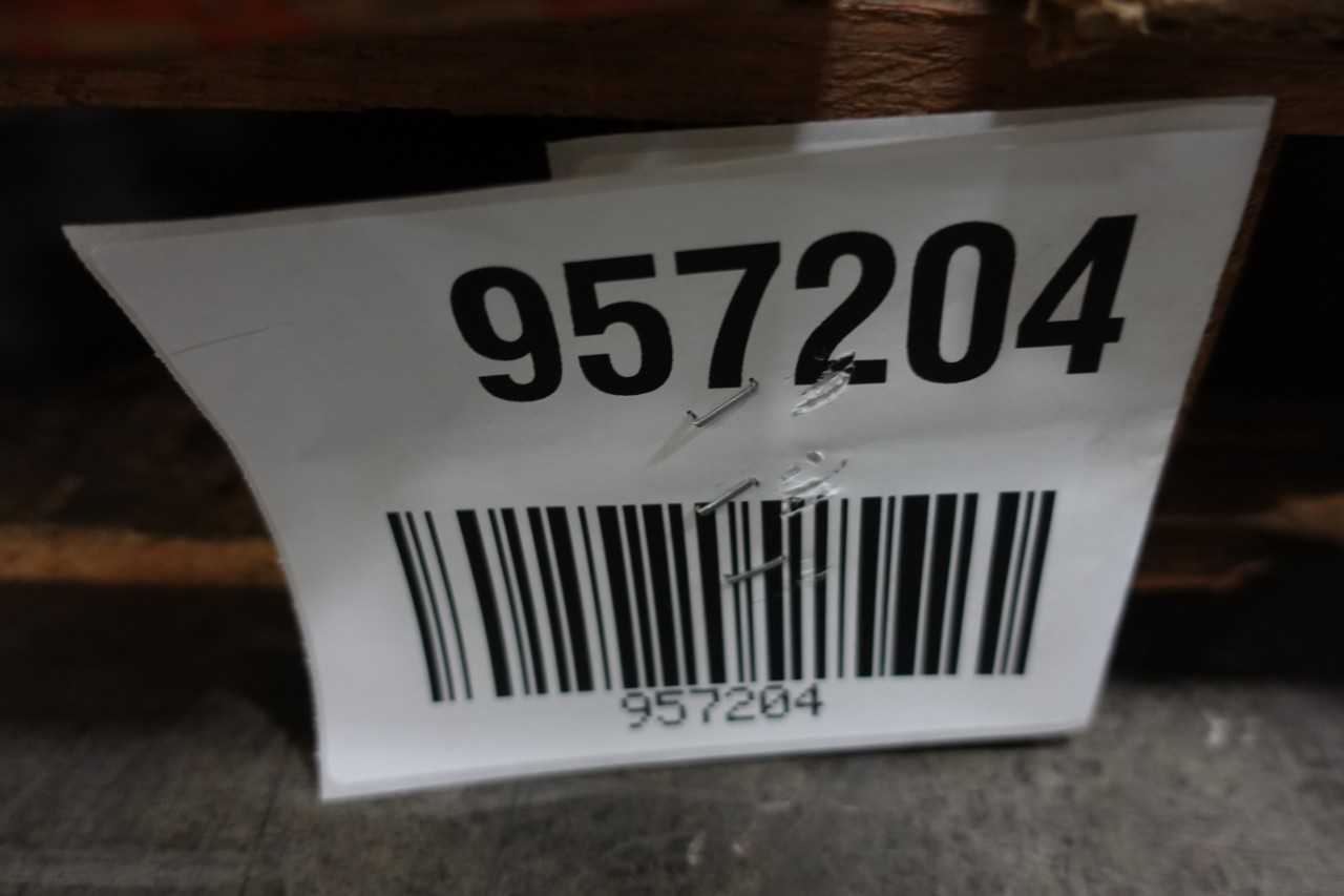 PALLET OF PLASTIC CONVEYOR CHAIN - CONVEYORS