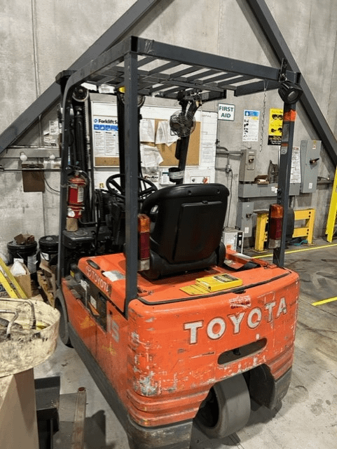 2001 Toyota 5FBE15 Forklift - FORKLIFTS