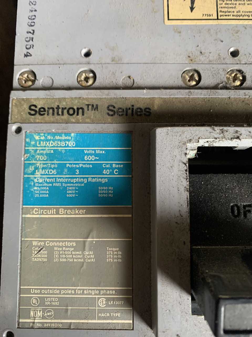 700 Amp Siemens Sentron Circuit Breaker - CIRCUIT BREAKERS