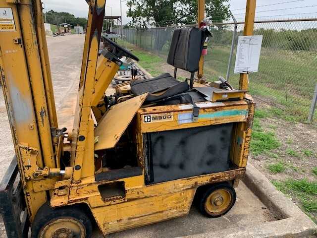 CAT M500 Forklift - FORKLIFTS
