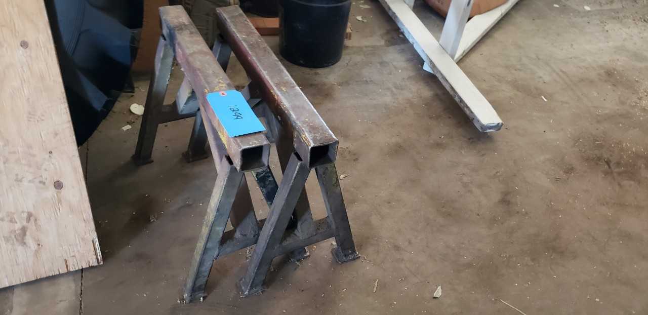 Metal Saw Horse x 2 - INDUSTRIAL PARTS Metal Saw Horse x 2 - INDUSTRIAL PARTS