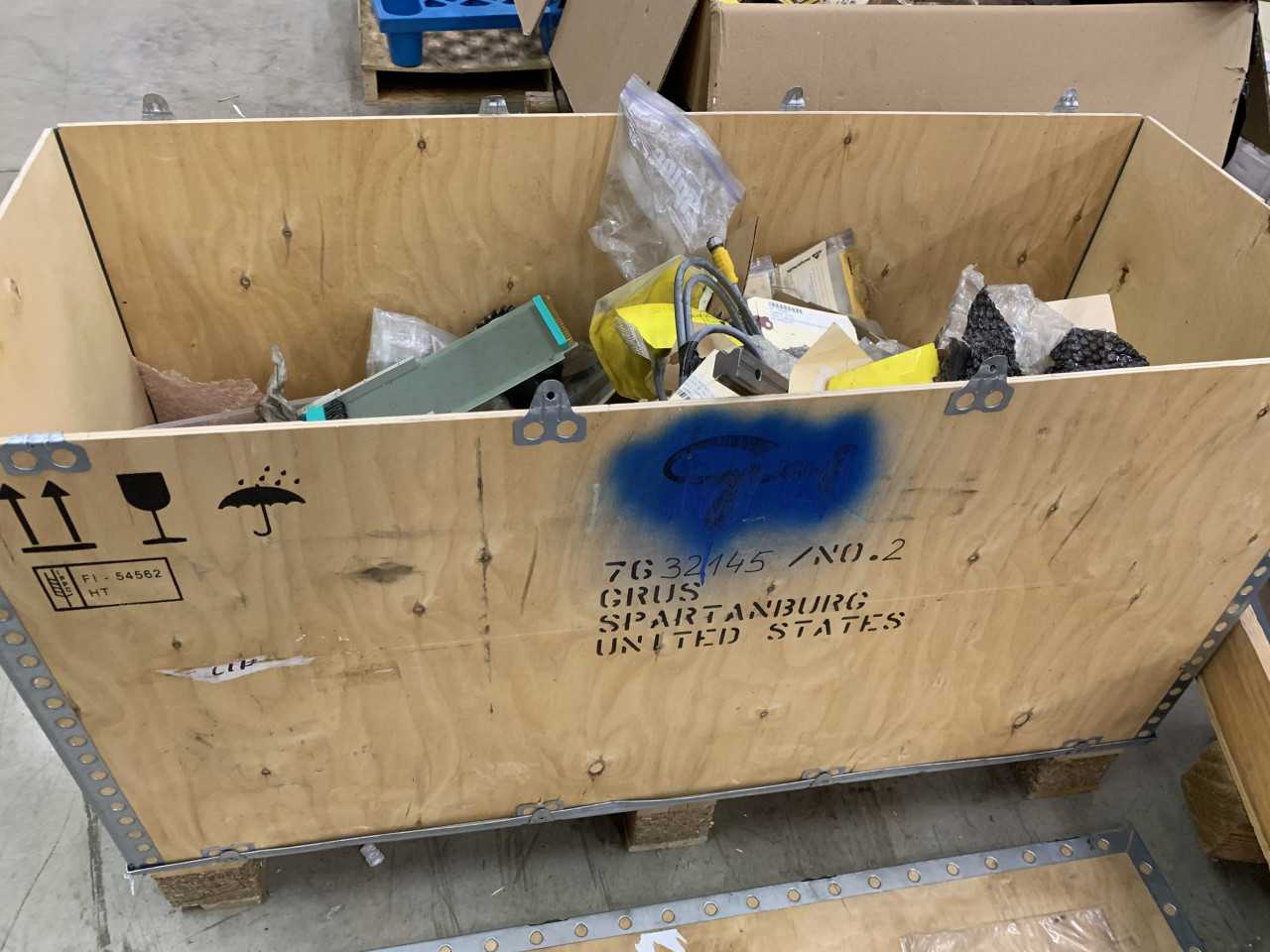 CRATE OF MISC ELECTRICAL AUTOMATION EQUIPMENT ETC - ELECTRICAL COMPONENTS