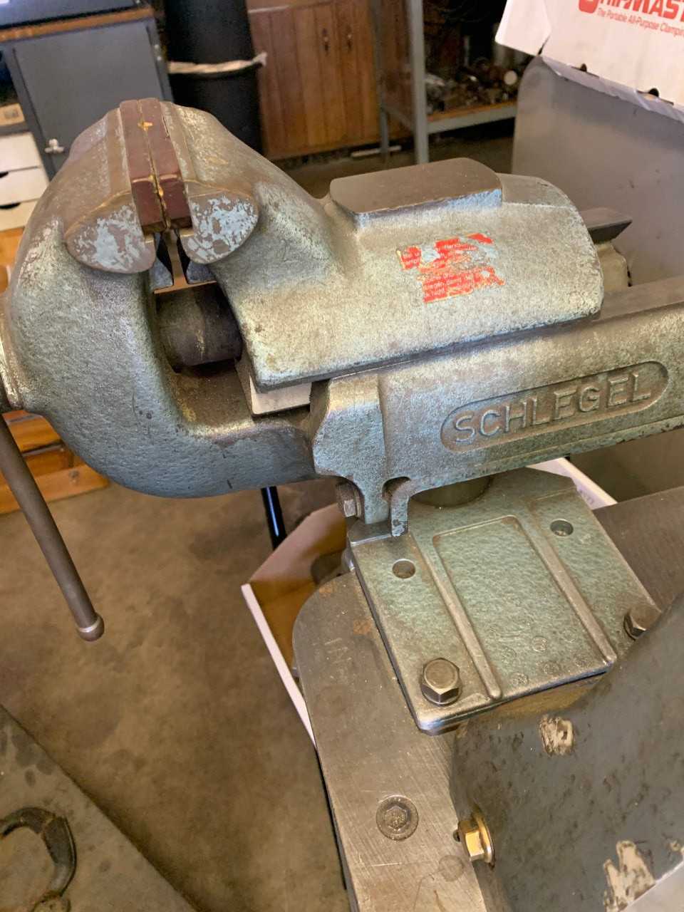 Metal Work Bench (Contents Not Included) - PLANT & FACILITY