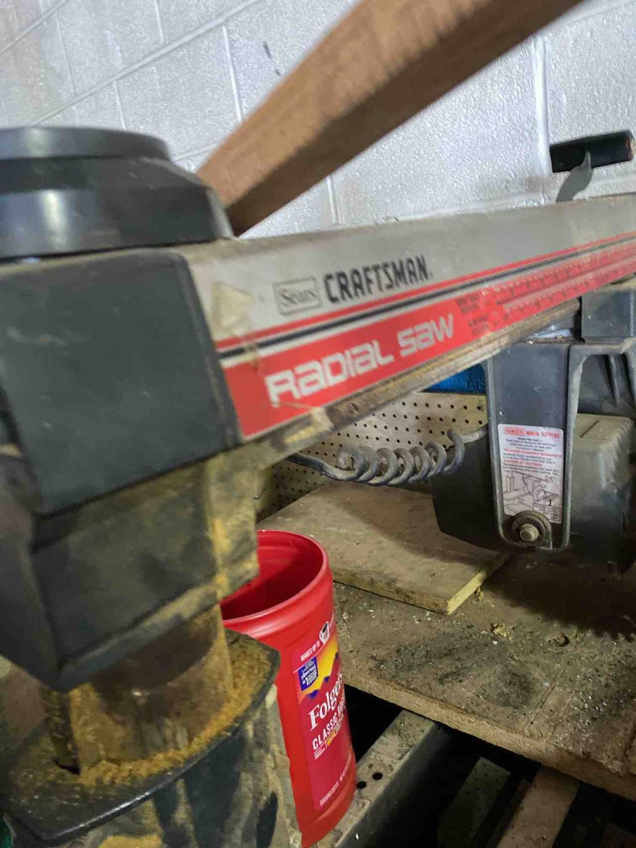 Radial saw - DRILLING MACHINES