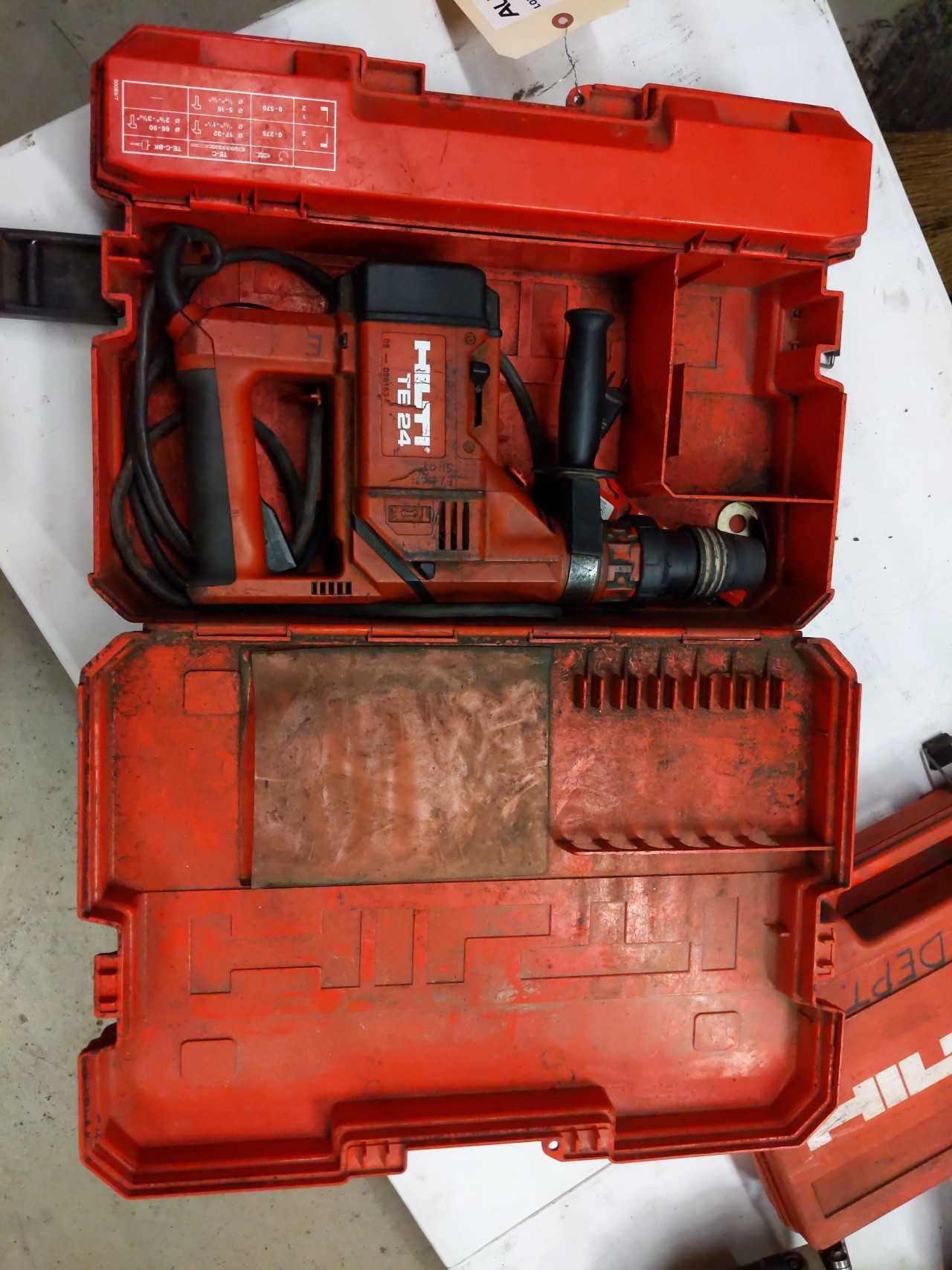 Hilti TE24 impact drill - MISCELLANEOUS