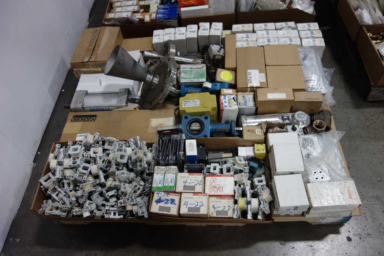 3 PALLETS OF ASSORTED SURPLUS - HAND TOOLS