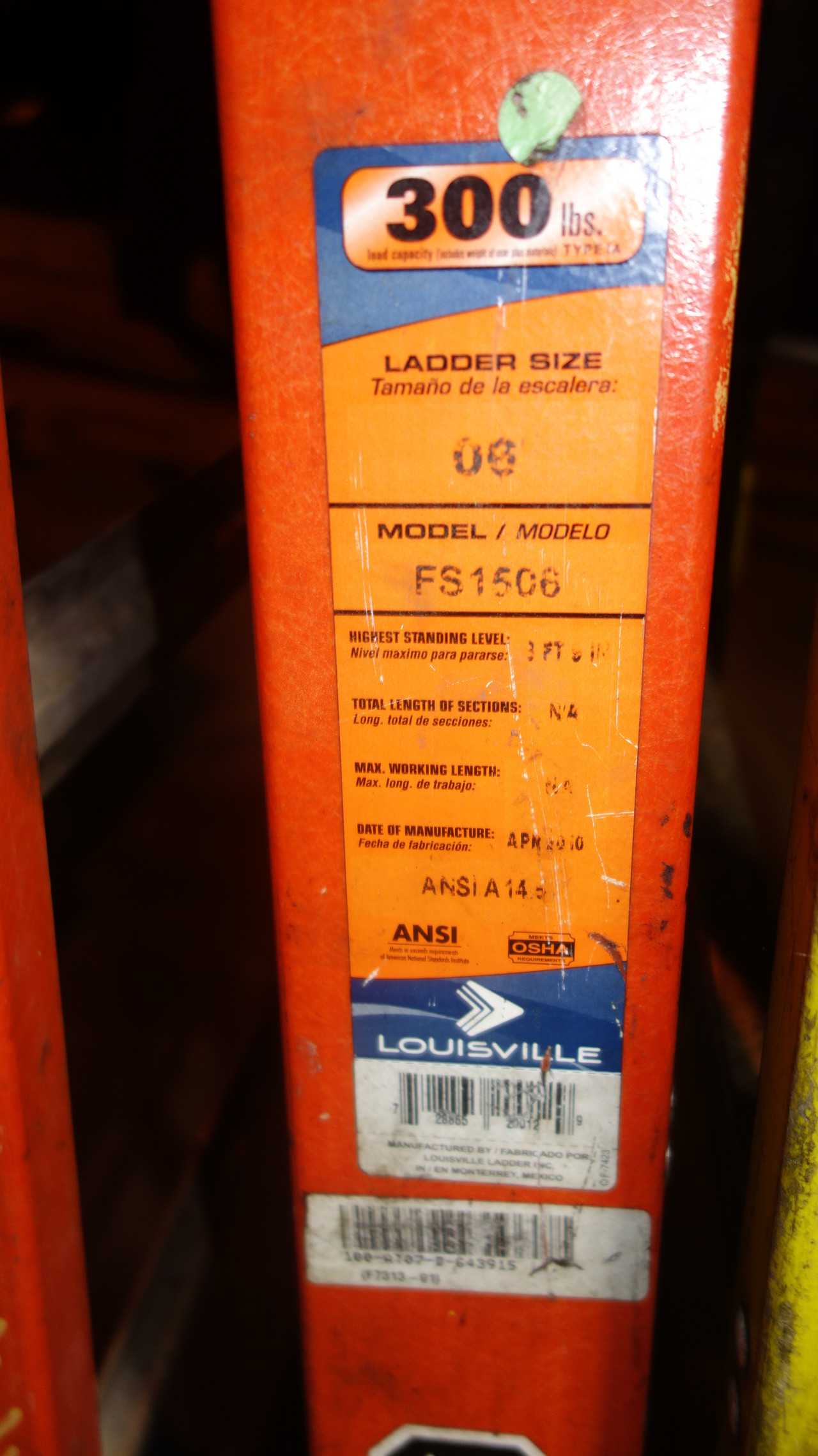 LOT OF 2 3FT 9IN LADDERS, WERNER, LOUISVILLE - MATERIAL HANDLING