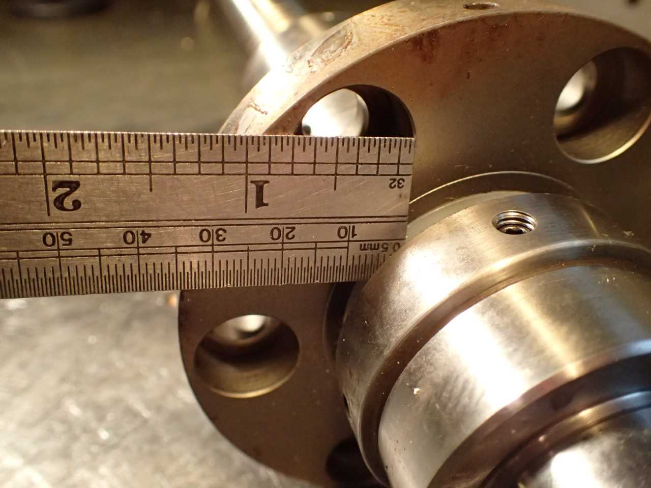 IBL 10mm Pitch Ball Screw: 430mm Travel, 28-3/4" OAL, 40mmx1.5 Thread End, NOS - MACHINING ACCESSORIES & TOOLING