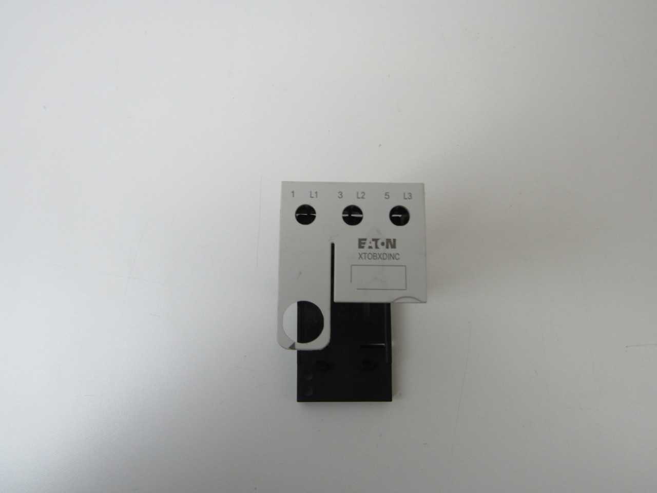 Quantity of 48x Assorted Relays & Sensors - ELECTRICAL COMPONENTS