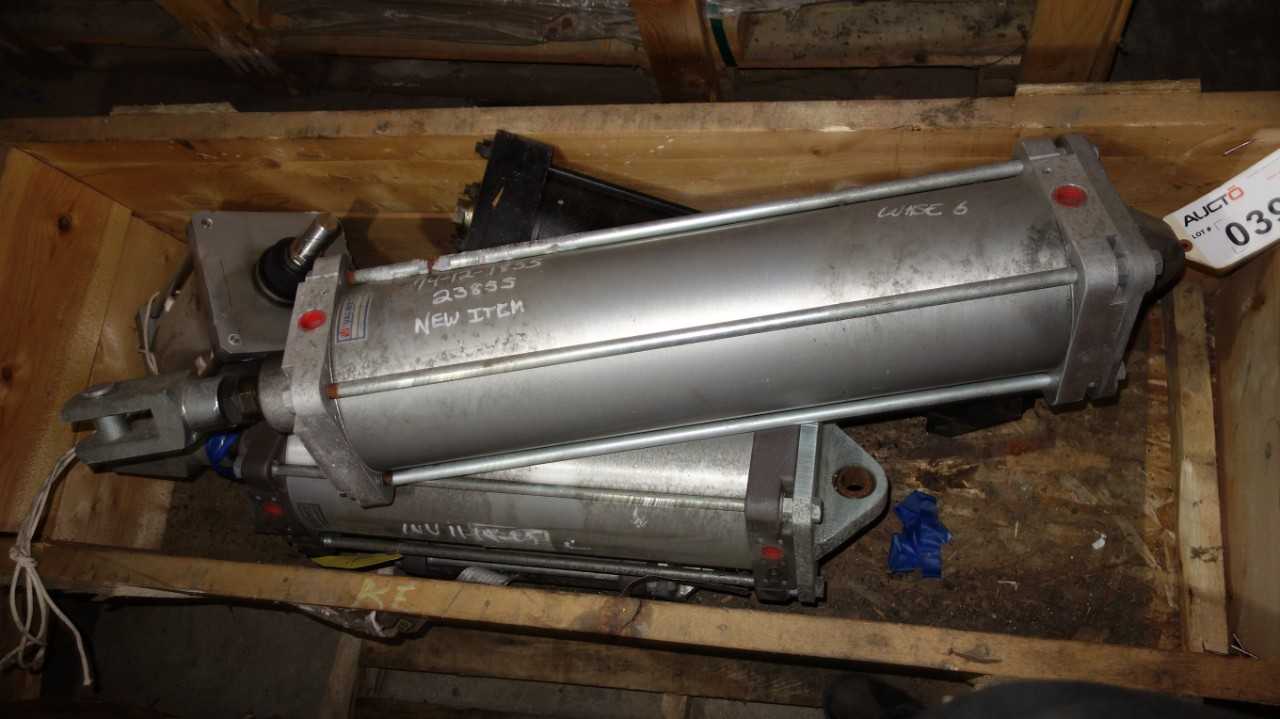 1 CRATE OF ASSORTED VALMET HYDRAULIC CYLINDERS - HYDRAULIC CYLINDERS