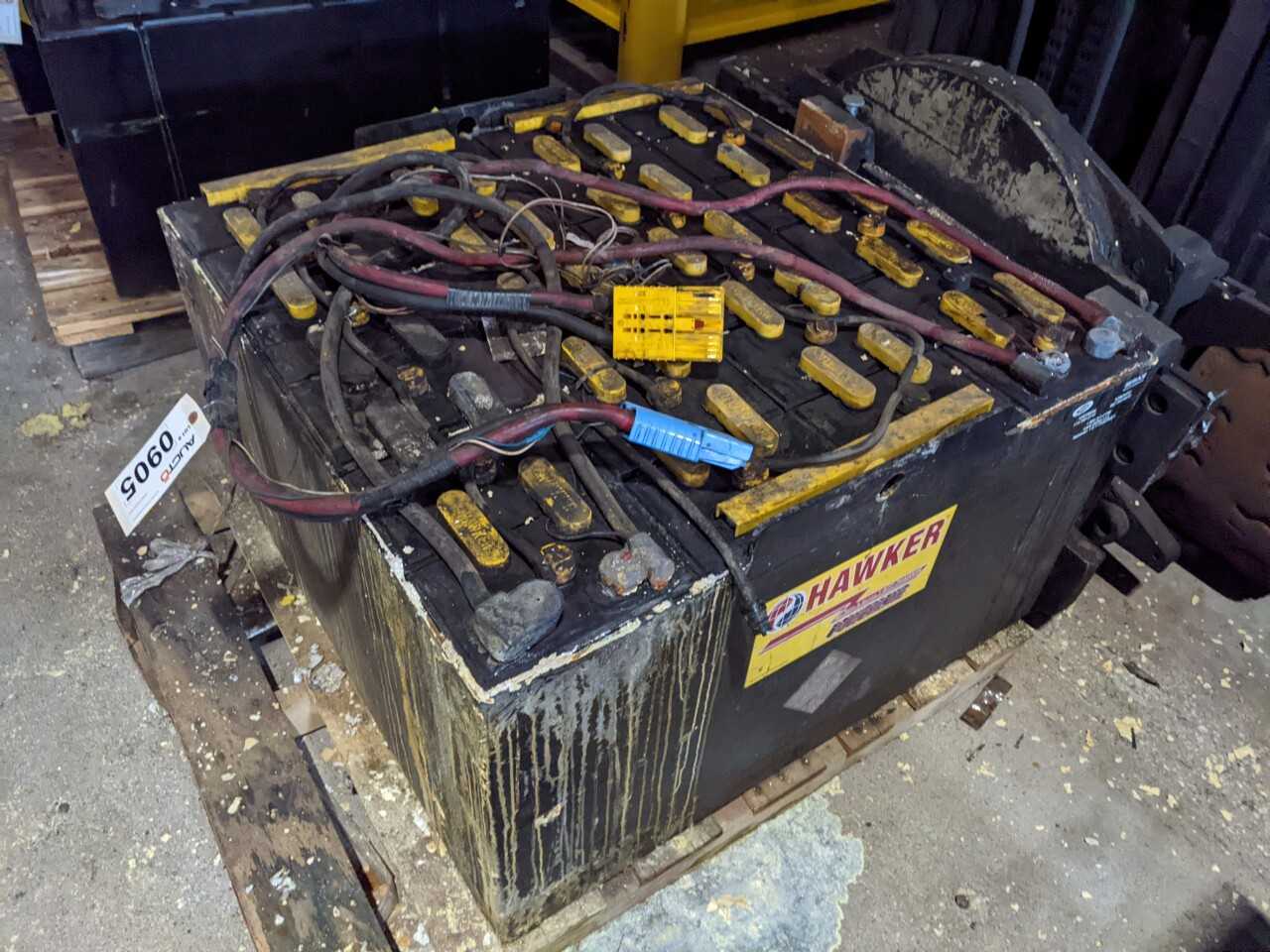 HAWKER 48V FORKLIFT BATTERY - FORKLIFTS