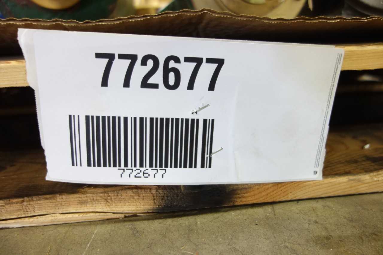 LOT OF ASSORTED PUMPS AND ACCESSORIES - PUMPS