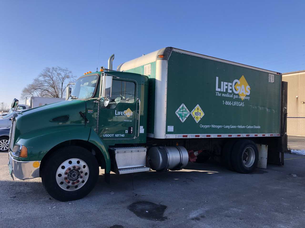 2006 Kenworth T300 Straight Truck - HYDRO EXCAVATOR TRUCKS
