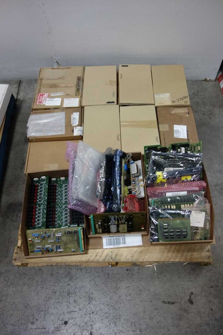 LOT OF ASSORTED PCB CIRCUIT BOARDS - AUTOMATION & CONTROLS