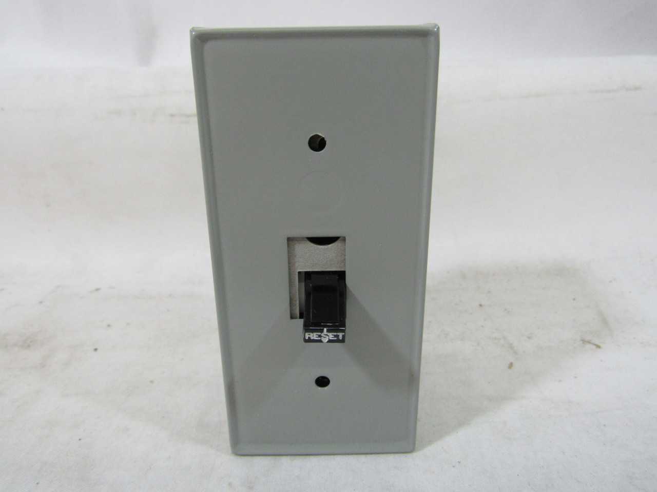 Quantity of 25 New Surplus Eaton MST01SN1P Starter Enclosed Motor Operator 1P - ELECTRIC MOTORS