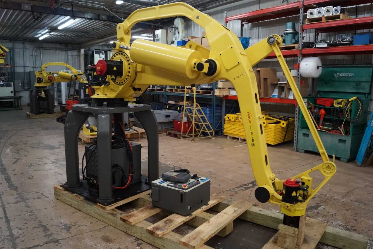 Fanuc M-410iB/160 Robotics Palletizer w/ R-J3iB Control - INDUSTRIAL ROBOTS