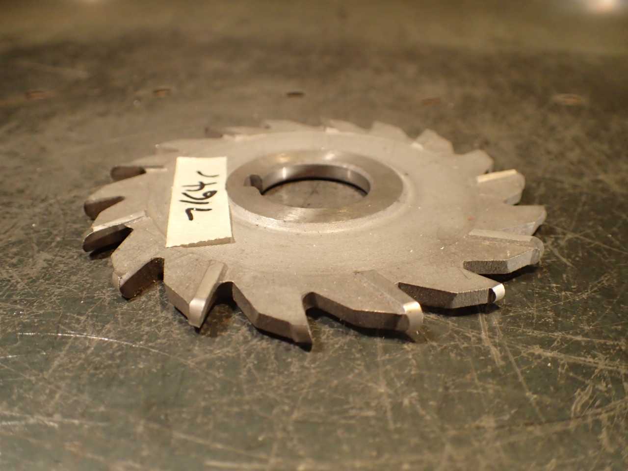 7/32" Circle (7/64 rad) Staggered Tooth Convex Mill Cutter: 4" OD, 1" Arbor Hole - MILLING TOOLS