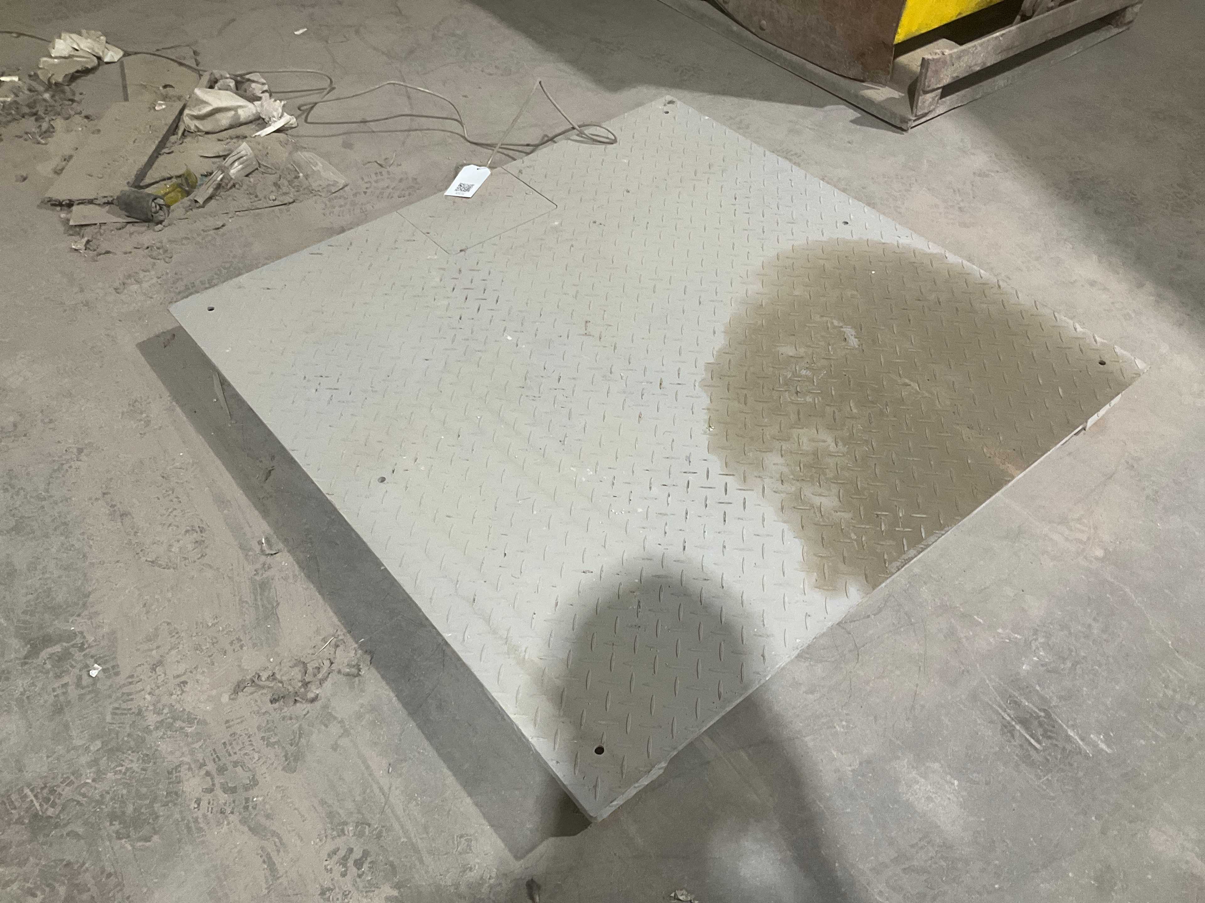 INDUSTRIAL SCALES - PLANT & FACILITY EQUIPMENT