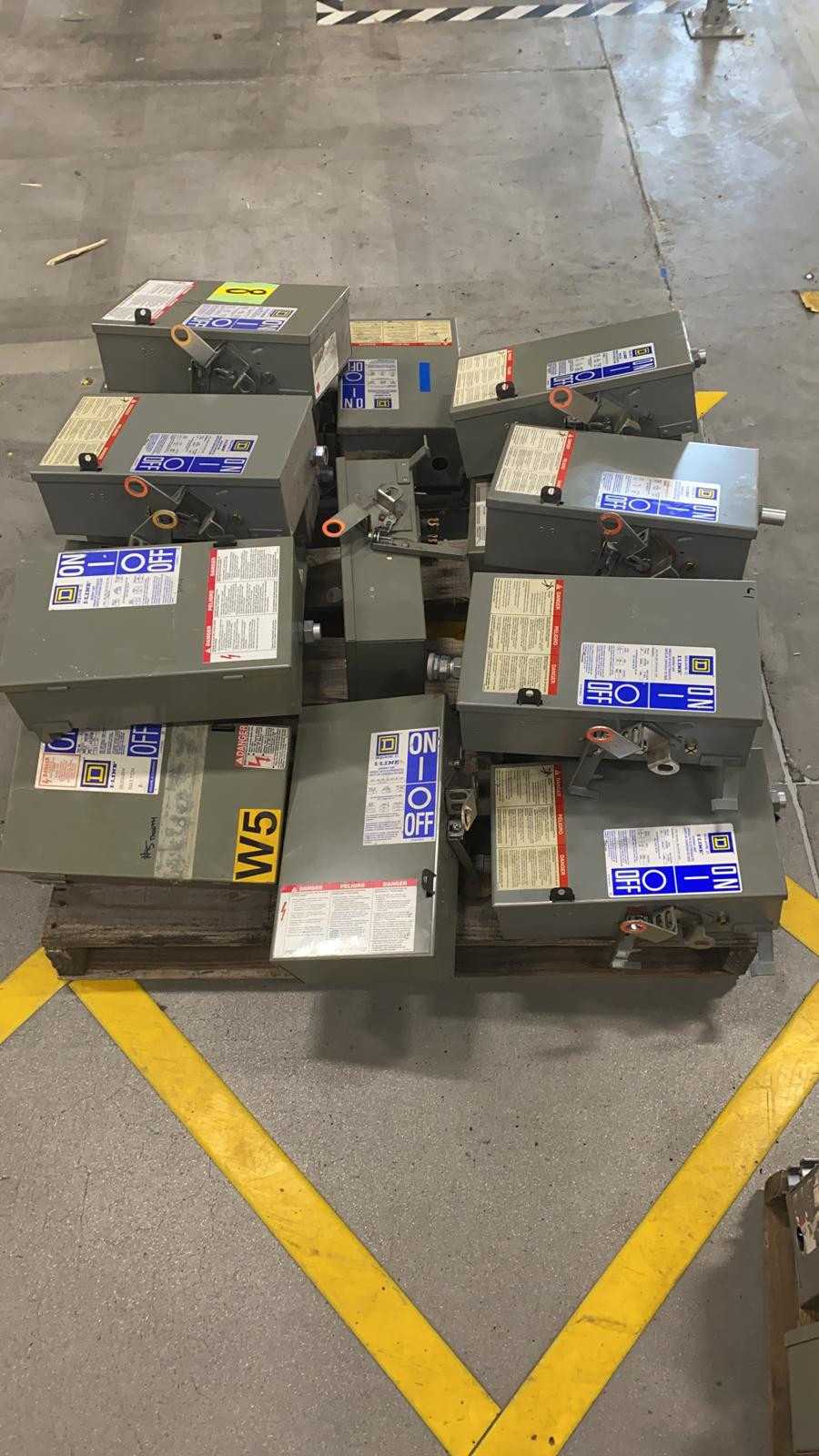 Lot of (58) Square D 30/60/100 Amp Bus Plugs - ELECTRICAL COMPONENTS