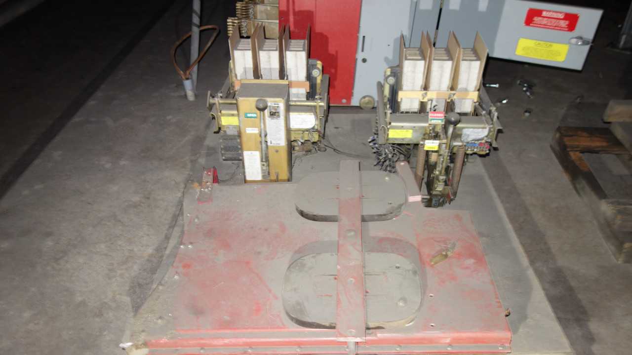 ASSORTED SWITCHEAR BREAKERS AND COMPONENTS - ELECTRICAL COMPONENTS