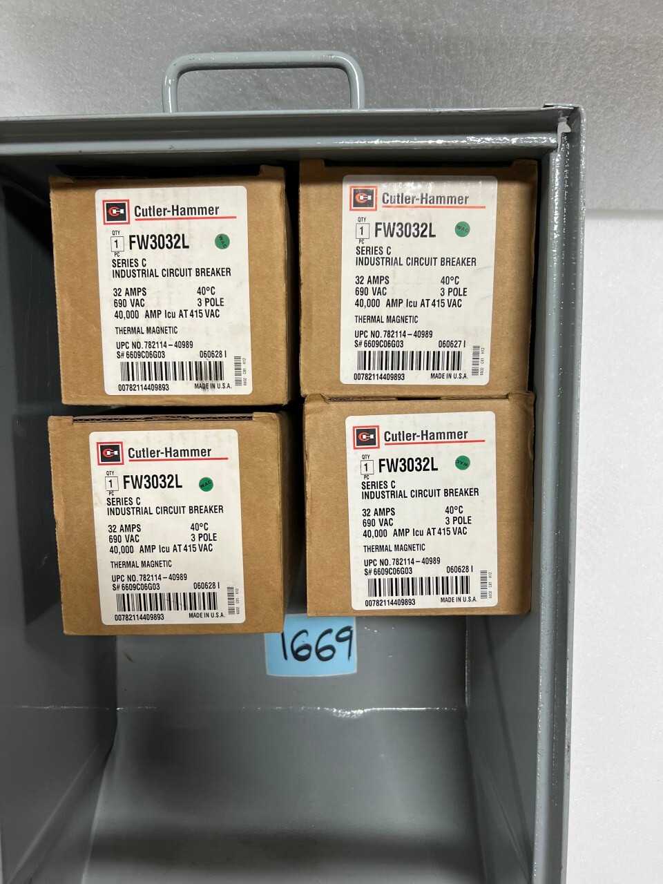 CIRCUIT BREAKER - CIRCUIT BREAKERS