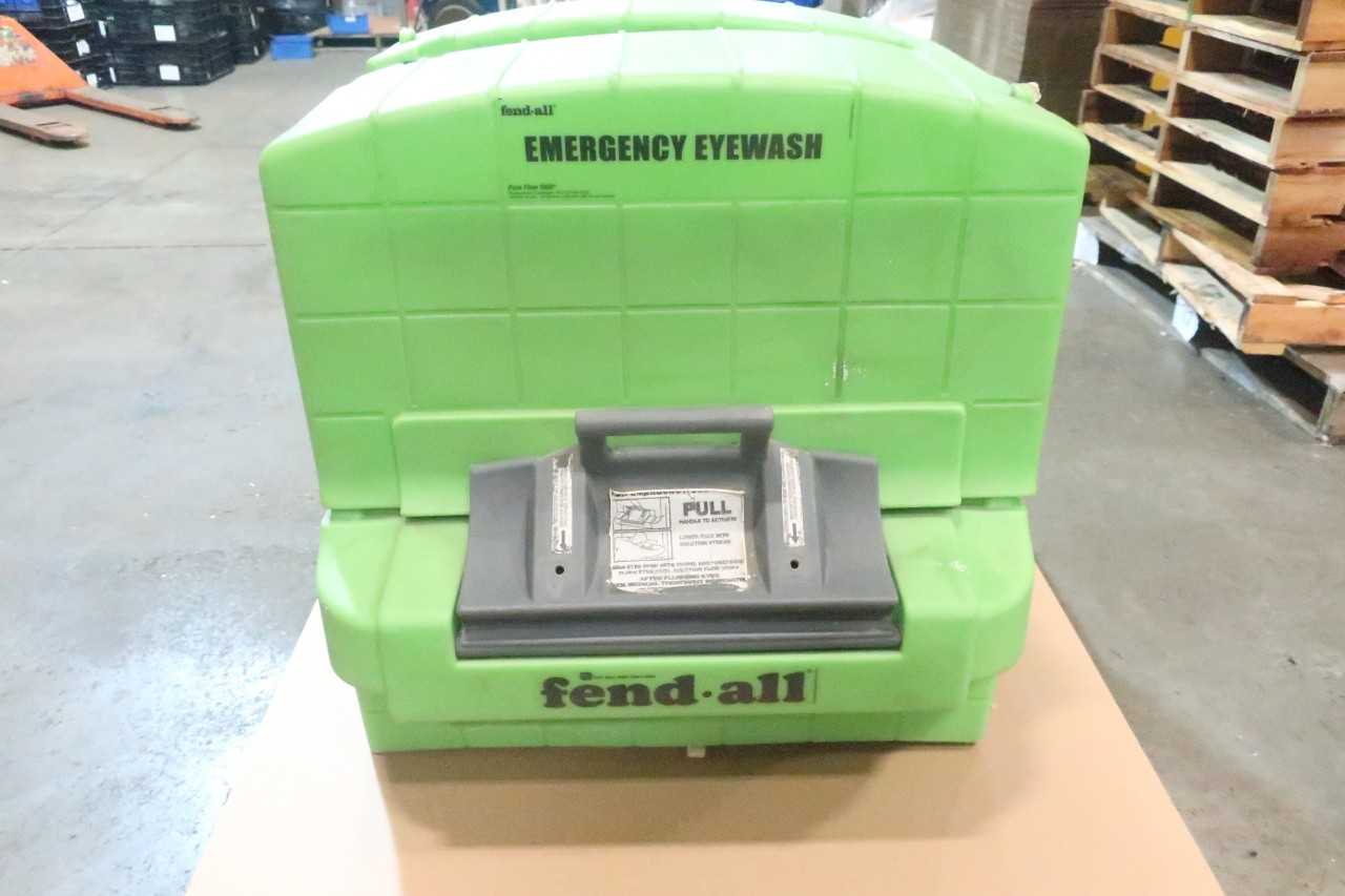 LOT OF 2 FENDALL PURE FLOW 1000 EYE WASH STATIONS - MACHINING ACCESSORIES & TOOLING