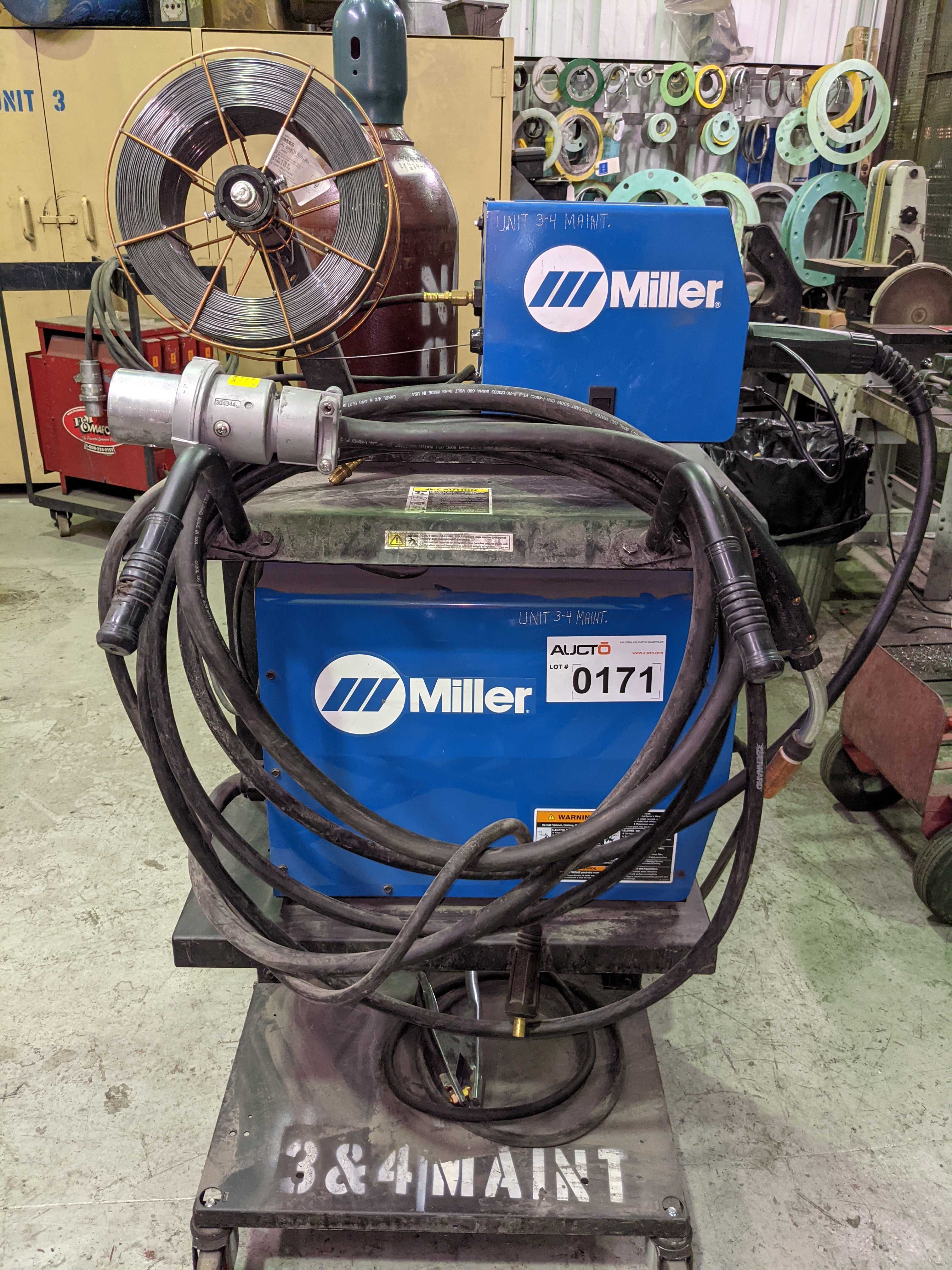 WELDER - WELDING EQUIPMENT
