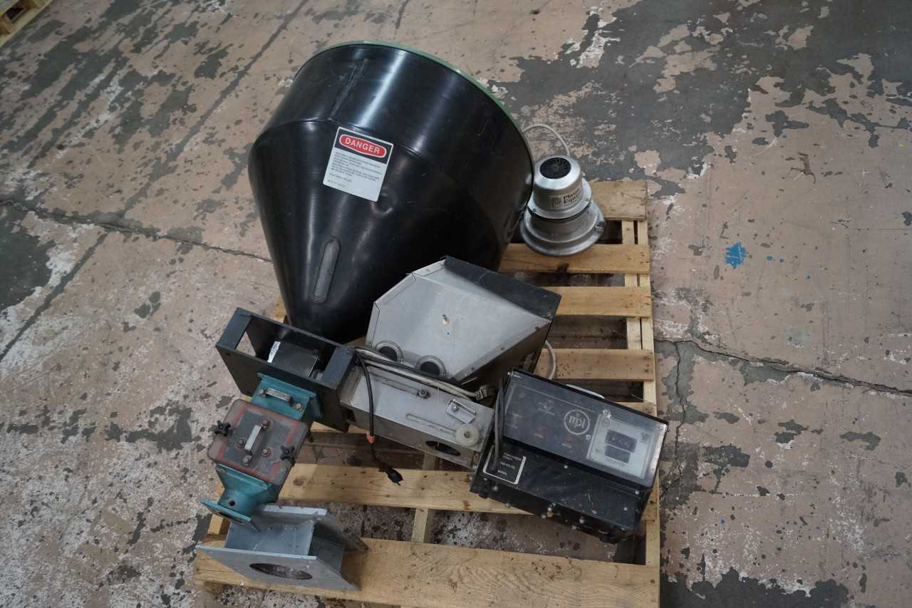 Maguire Hopper Feeder - PROCESS EQUIPMENT