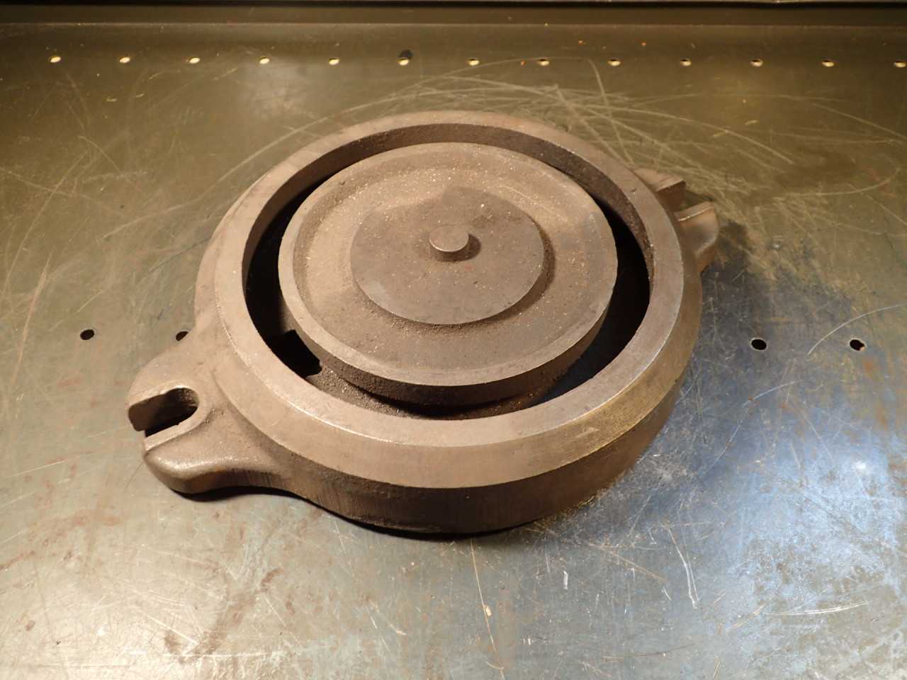 Machinist Mill Milling Vise Swivel Base: 3/4" Center Post Indexed to 1 Degree - END MILLS