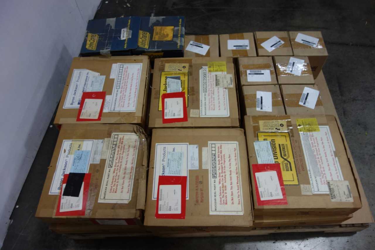 1 PALLET OF ASSORTED PUMP ACCESSORIES - PUMPS