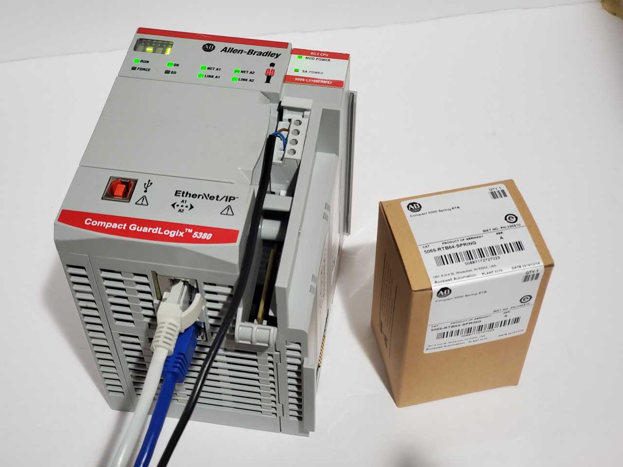 Allen Bradley CompactLogix 5069-L3100ERMS2 Plus Brand new 5069-RTB64 Spring - AUTOMATION & CONTROLS