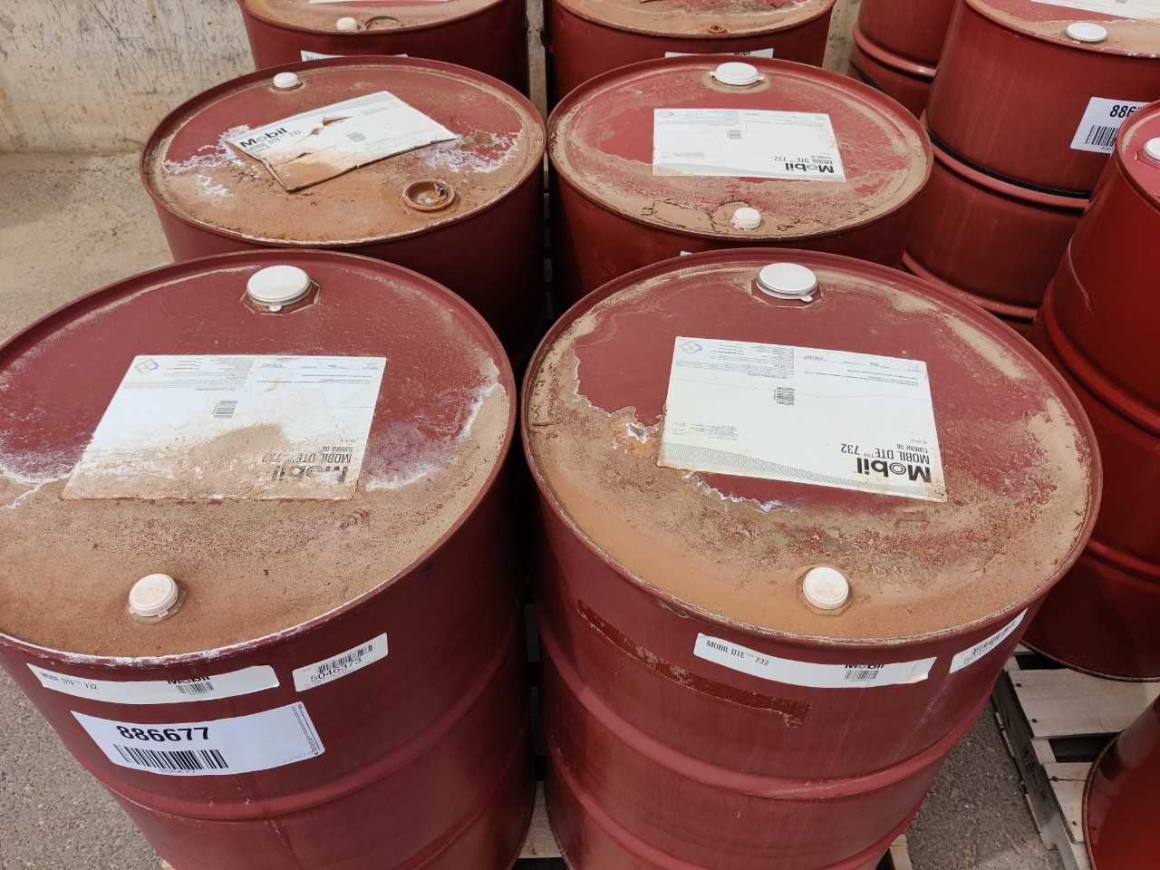 1 PALLET OF 4 55 GALLON DRUMS DTE 732 TURBINE OIL - ELECTRIC POWER TOOLS