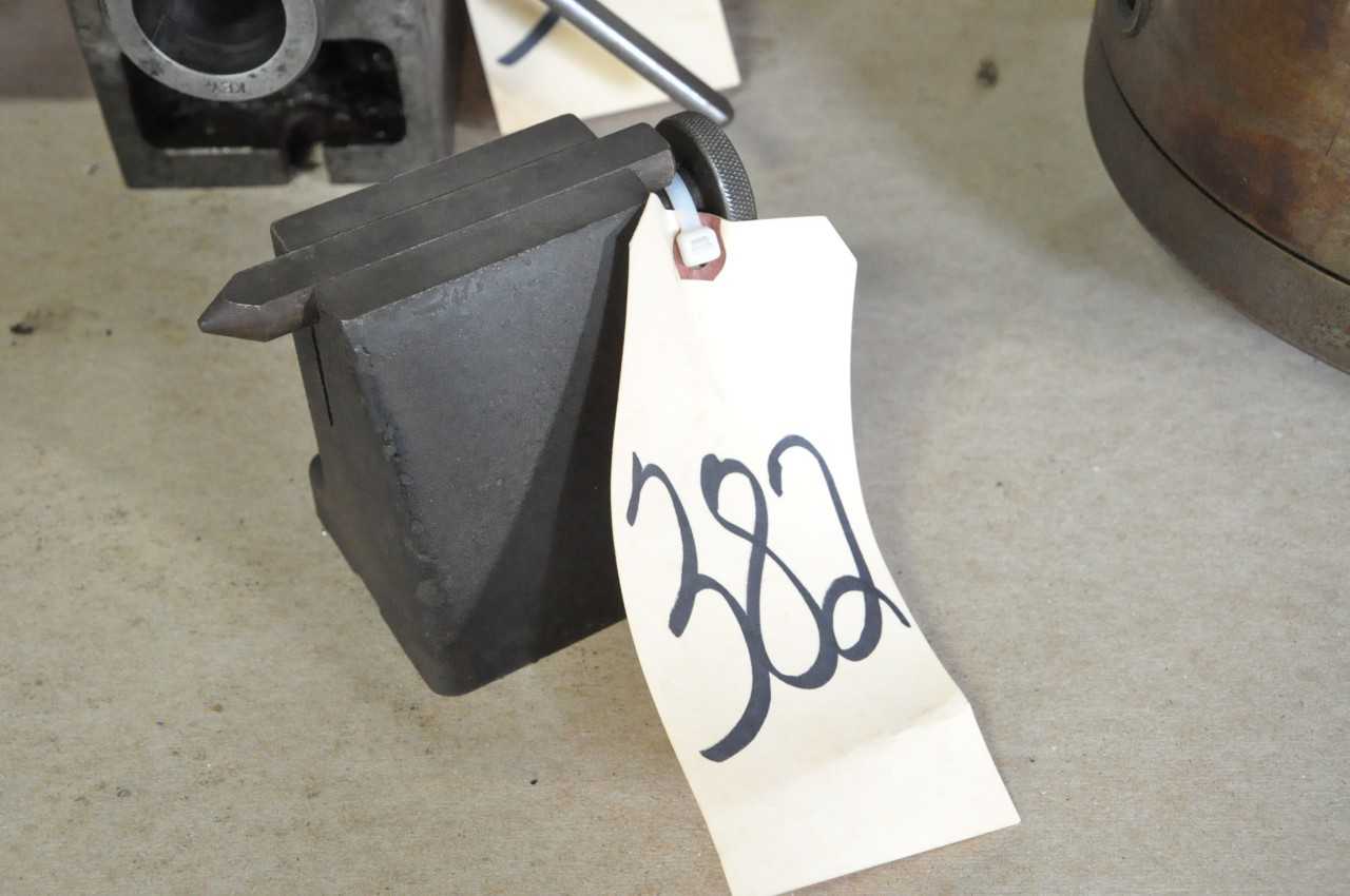 Tail Stock - MACHINING ACCESSORIES & TOOLING