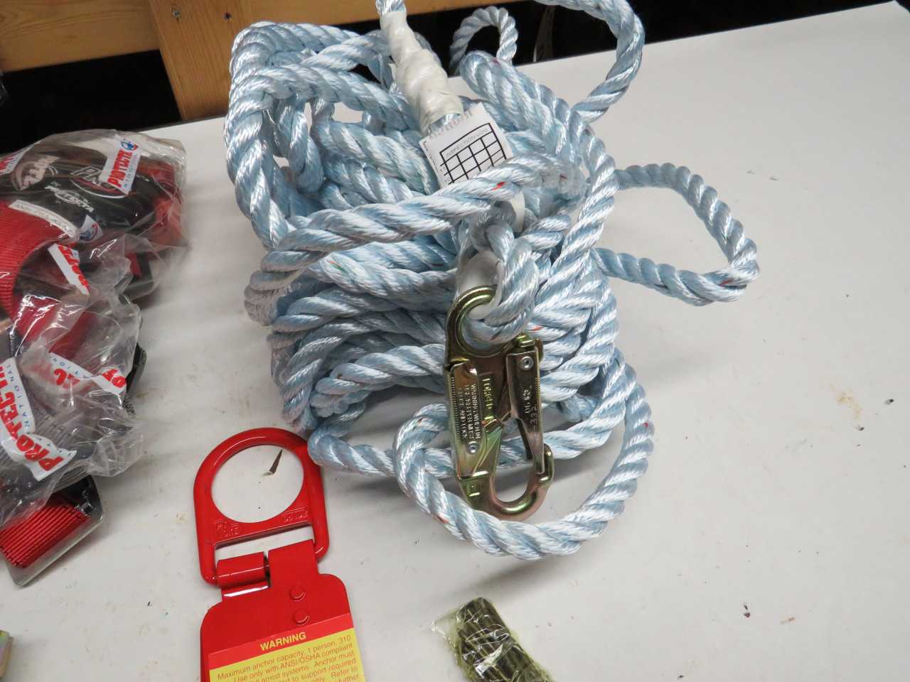 ROOFERS FALL ARREST KIT - AB101C FULL BODY HARNESS, AC203C-SA2 COBRA ROPE GRAB, SSR100 LIFELINE - SAFETY EQUIPMENT