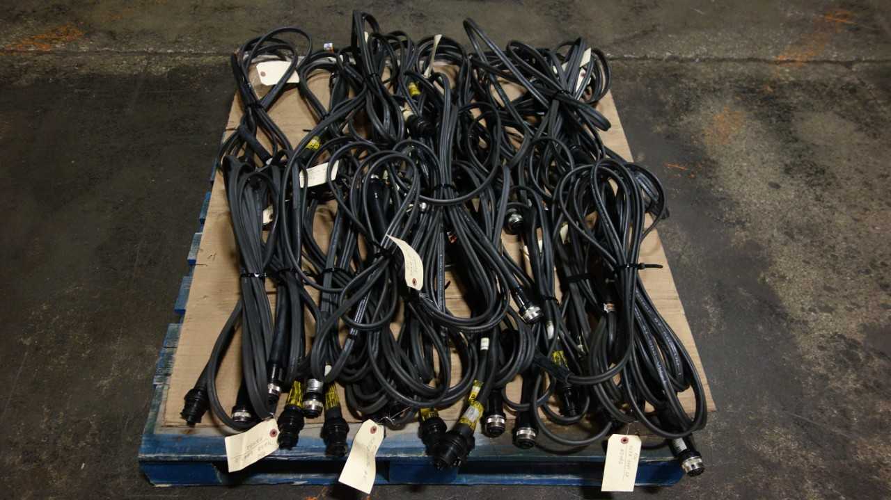 1 PALLET OF ASSORTED ATLAS COPCO 4220 TENSOR EXTENSION CABLES, 4220 2636 10, 4220 2636 05 - ELECTRIC POWER TOOLS