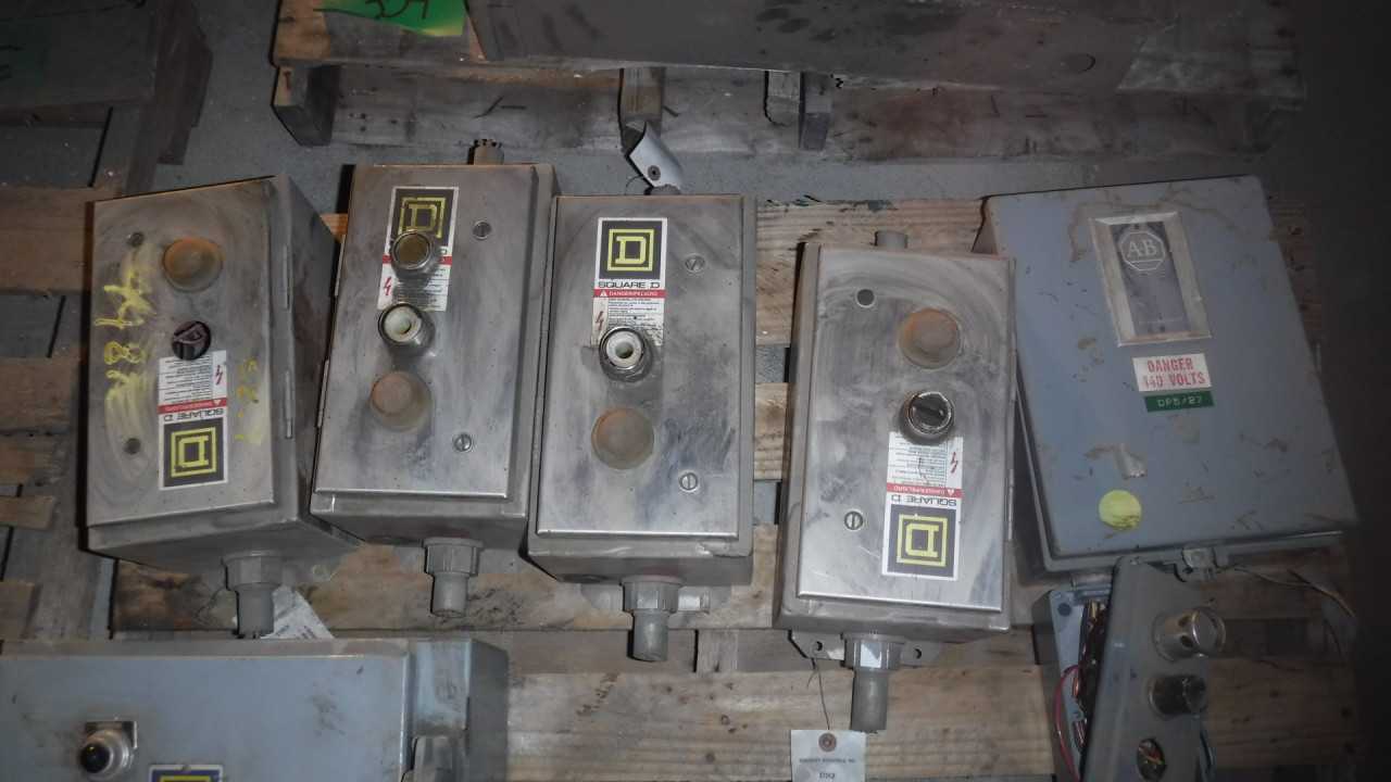 Lot of Five 10 HP Size 1 Motor Starters - AUTOMATION & CONTROLS
