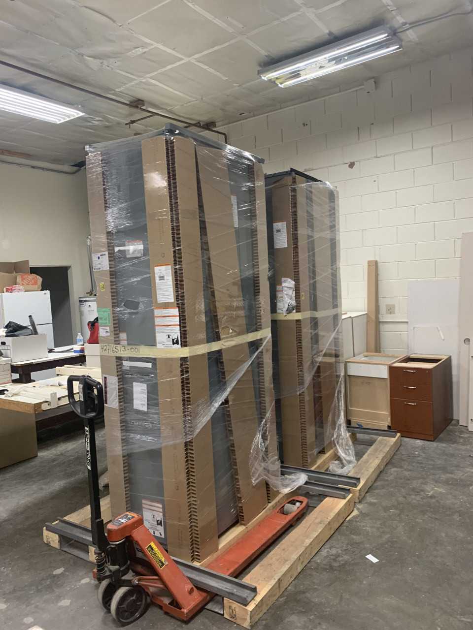 2 x 600A Breaker Enclosures w/ Breakers - CIRCUIT BREAKERS