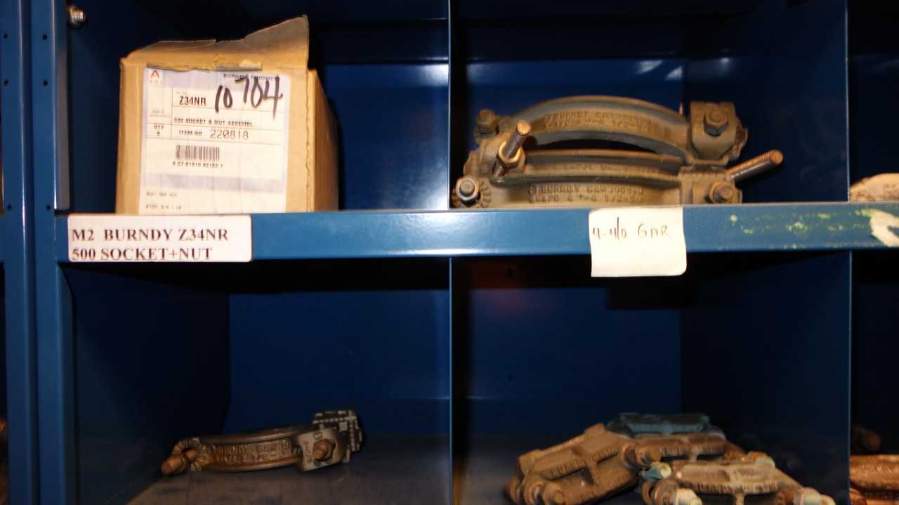 CONTENTS OF 4X STACKED PIGEON HOLE CABINET, ASSORTED TERMINAL LUGS, GROUND CLAMPS, CRIMPS, CONNECTORS, BURNDY - ELECTRICAL COMPONENTS