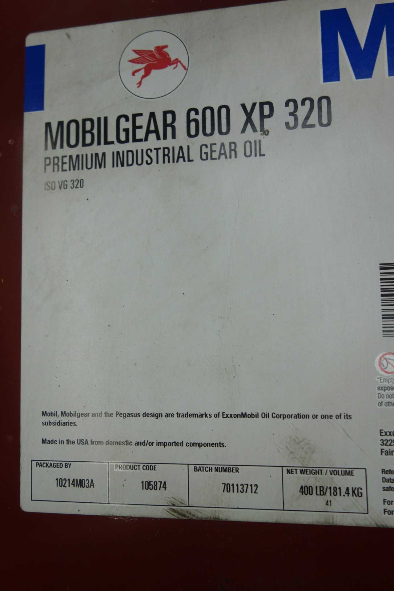 LOT OF 4 FULL 55 GALLON DRUMS OF MOBILGEAR 600 XP 320 PREMIUM INDUSTRIAL GEAR OIL - GEAR REDUCERS