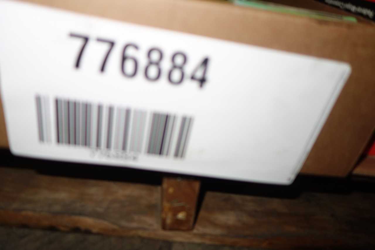 LOT OF ASSORTED OIL SEALS - OIL SEAL