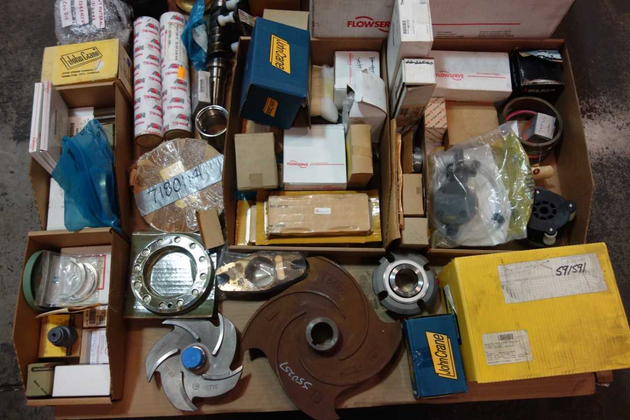 1 PALLET OF ASSORTED PUMP PARTS & ACCESSORIES, GARD ASSEMBLY BEARING- JOHN CRANE, FLOWSERVE, INGERSOLL RAND - BEARINGS