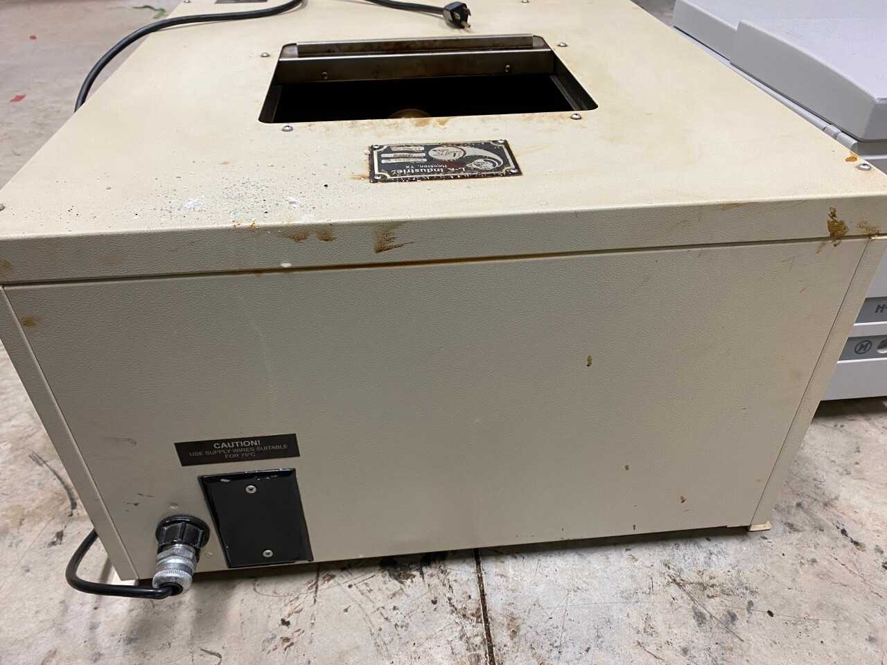 Lab L-K Industries Inc. Centrifuge LAB-0115-0 - LAB & SCIENTIFIC