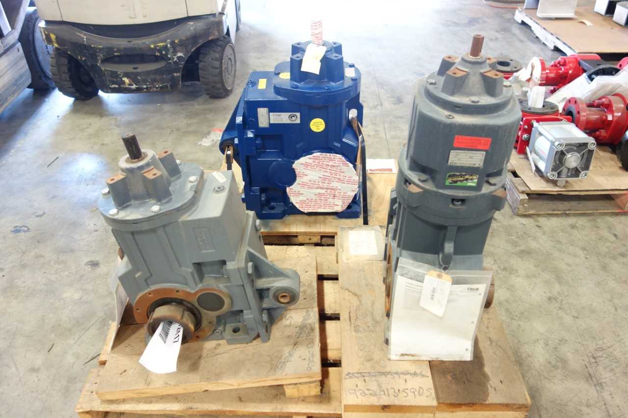LOT OF 3 ASSORTED FALK ULTRAMITE GEAR REDUCERS - GEAR REDUCERS