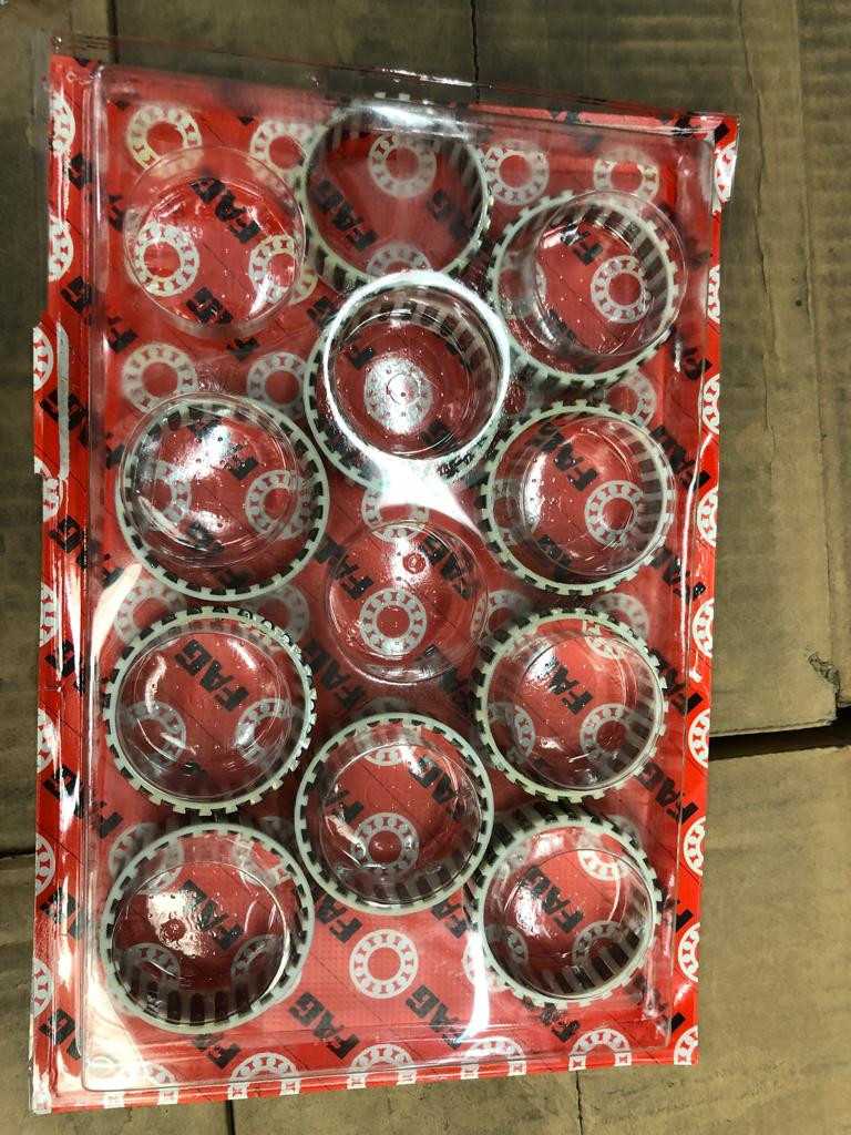 1 pallet of assorted bearings - BEARINGS