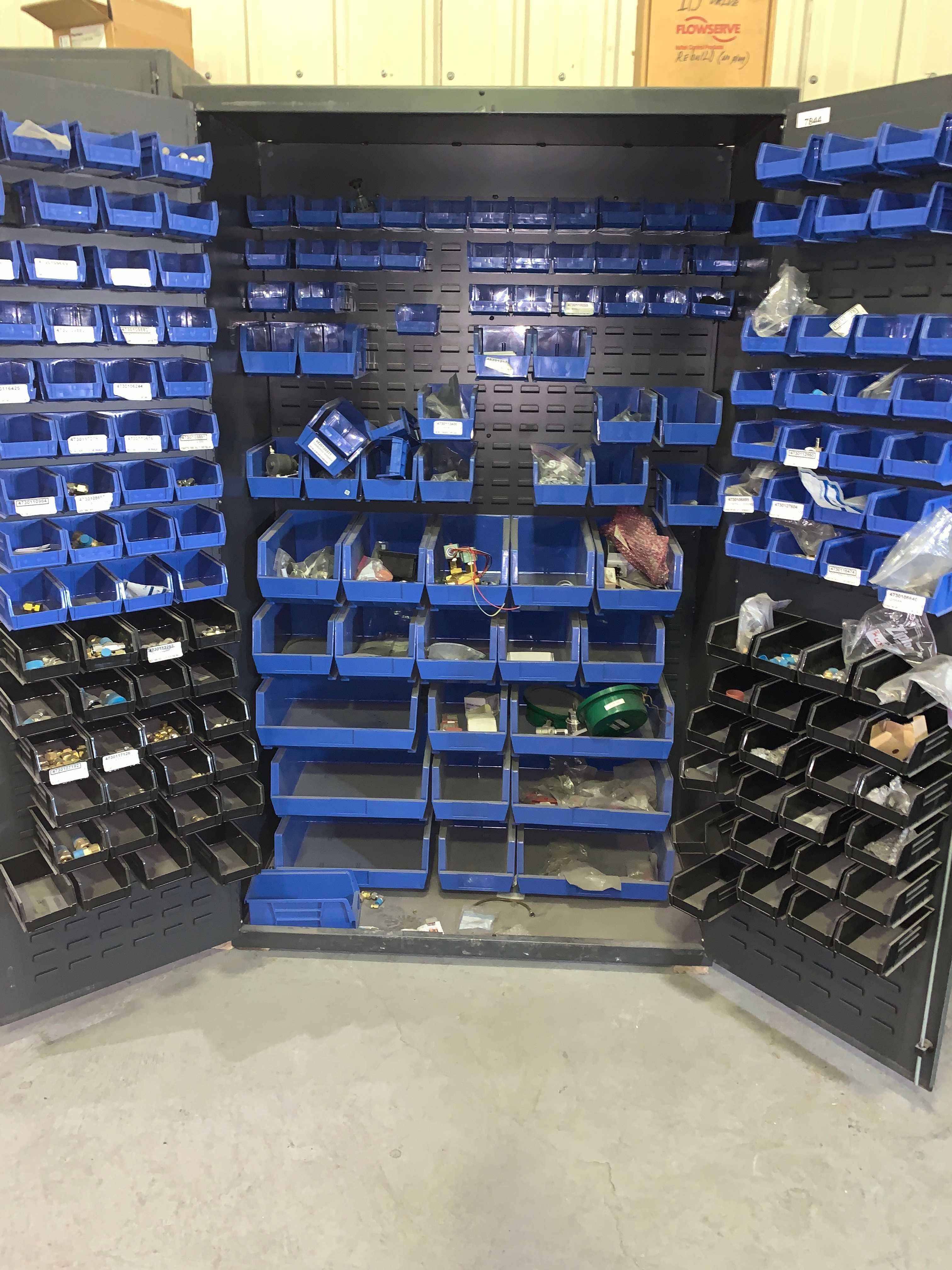 CABINET WITH CONTENTS - VALVES