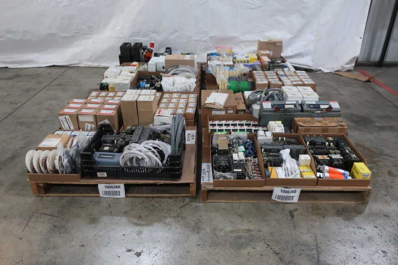 4 PALLETS OF ASSORTED ELECTRICAL COMPONENTS AND HARDWARE - ELECTRICAL COMPONENTS