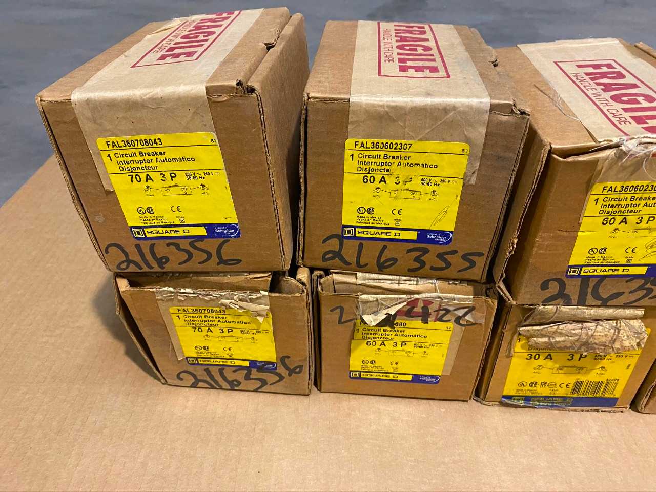 1 PALLET OF ASSORTED SQUARE D CIRCUIT BREAKERS - CIRCUIT BREAKERS
