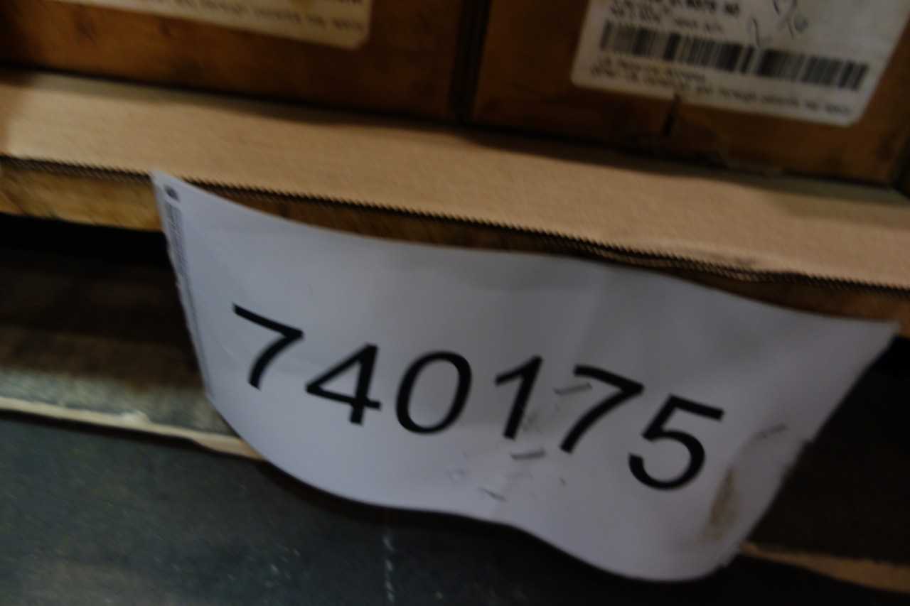 2 PALLETS OF ASSORTED COUPLINGS, GEAR REDUCERS, SPROCKETS, V-BELTS- CAT, DAYTON, KOD-FLEX - GEAR REDUCERS
