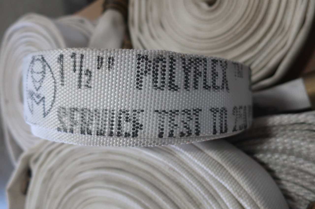 4 PALLETS OF 1 1/2" POLYFLEX HOSES - HOSE