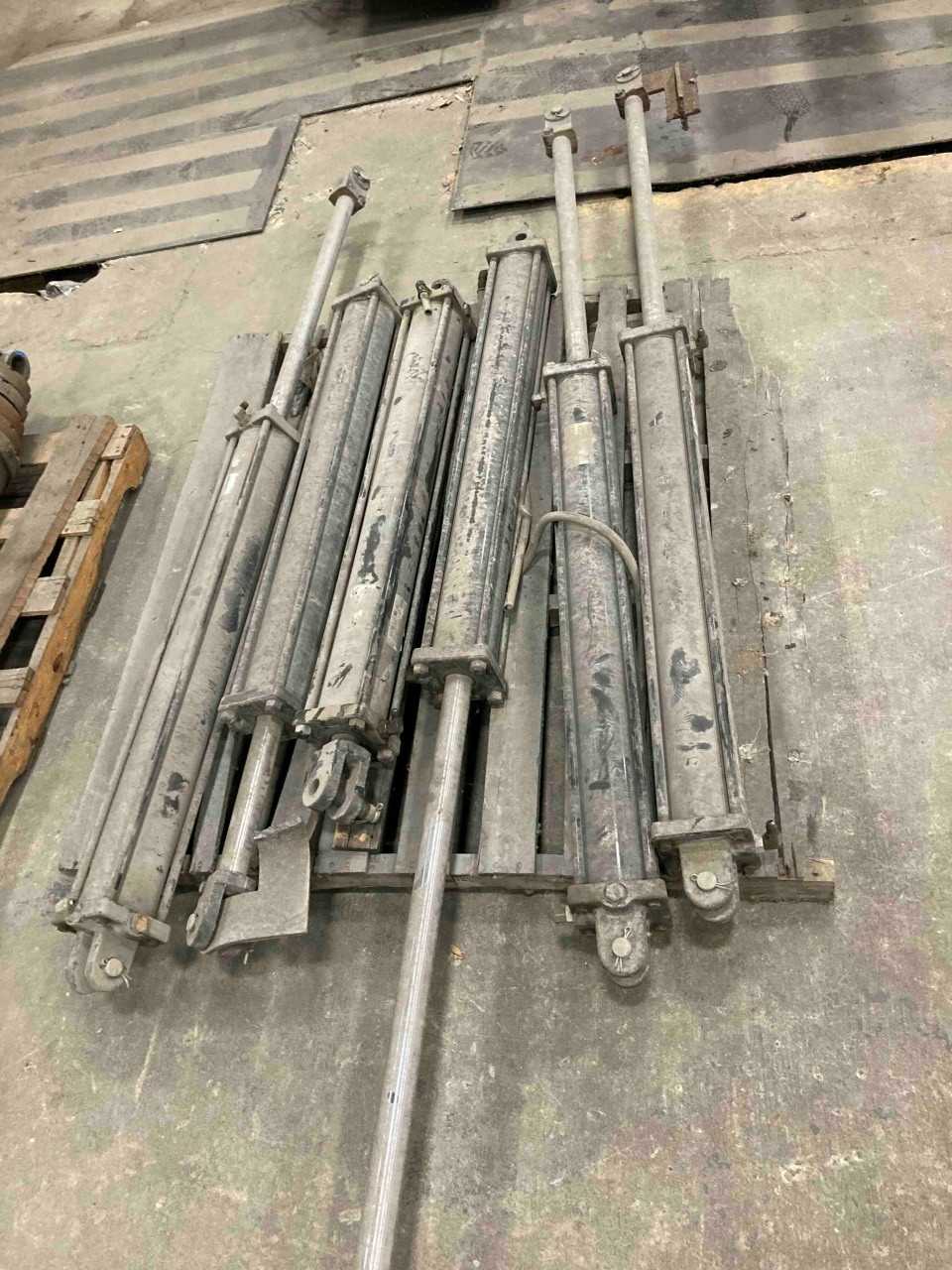 hydraulics - HYDRAULIC PARTS